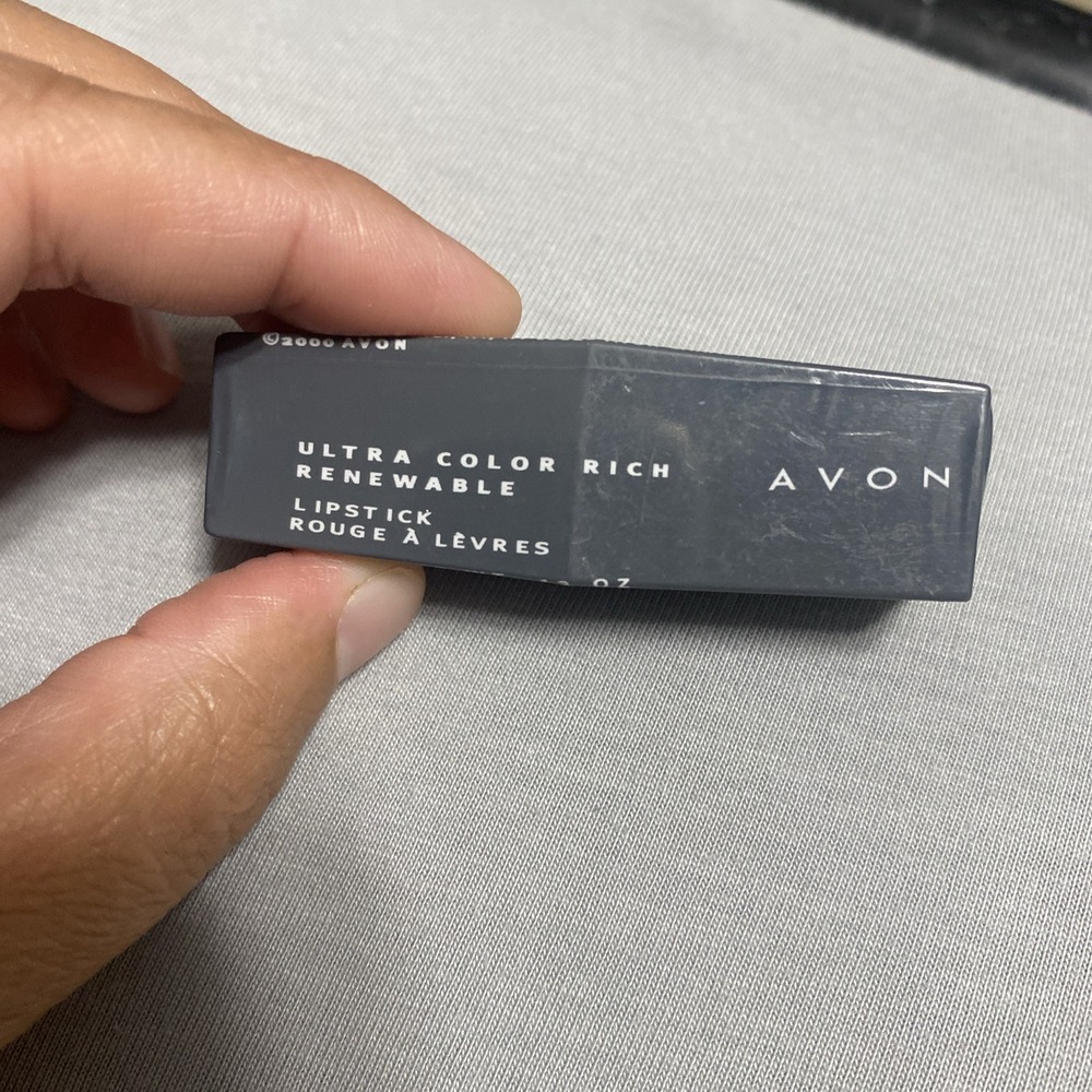 Avon Ultra Color Rich Lipstick- GOURMET RED Sealed New